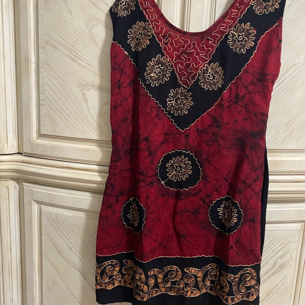 Dresses - Picture 2 of 2